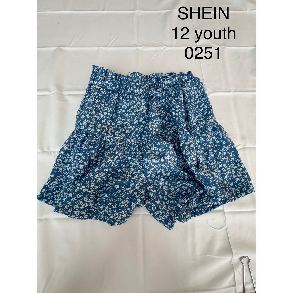 SHEIN Kids Girls Blue Floral Ruffle Tiered Paperbag Waist Shorts Size 12 Youth